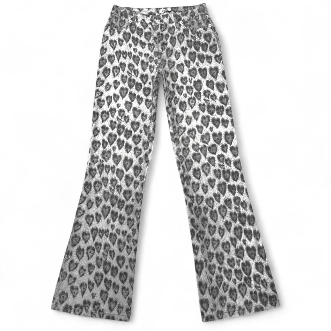 Heart-shape leopard print jeans