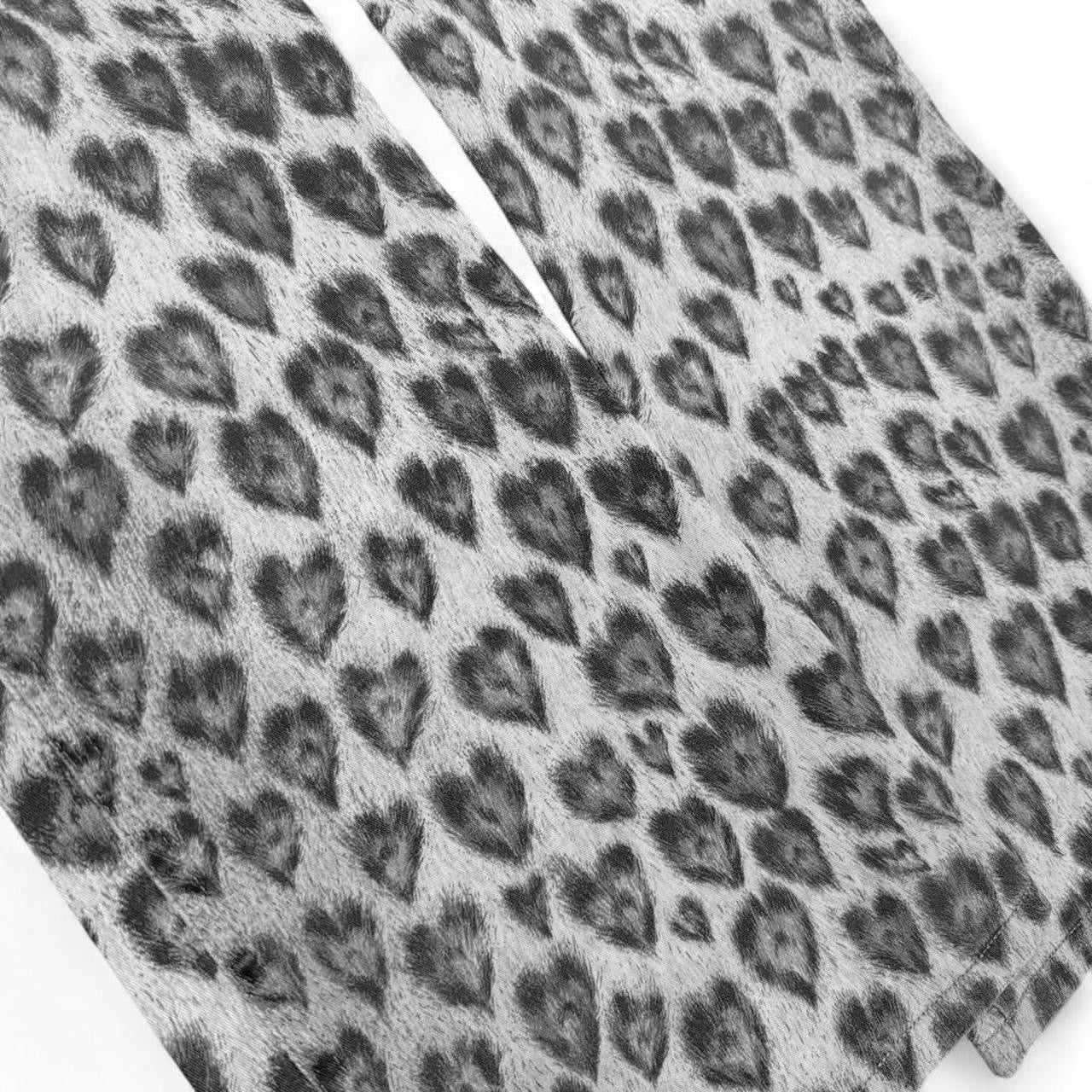 Heart-shape leopard print jeans