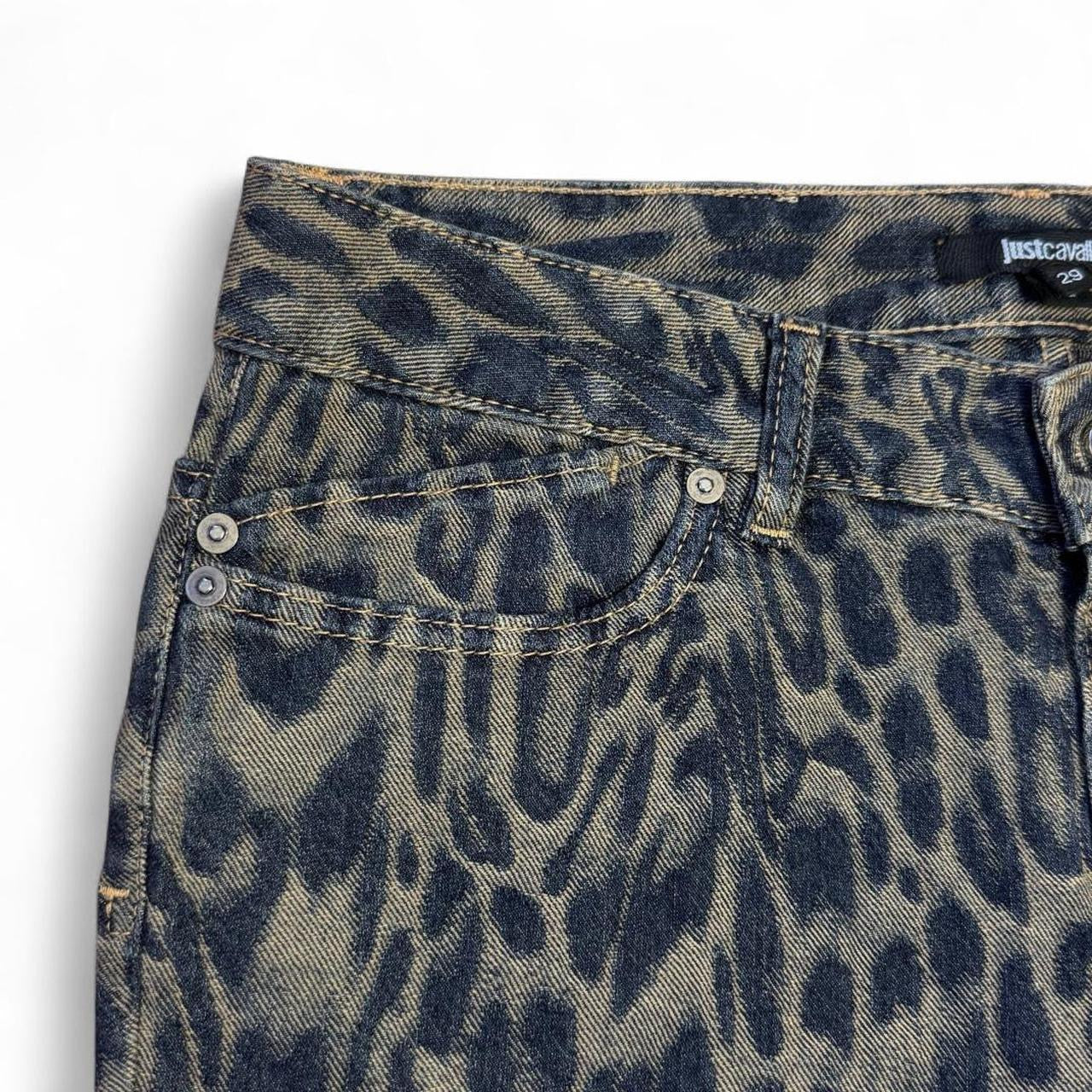 Distorted leopard print jeans