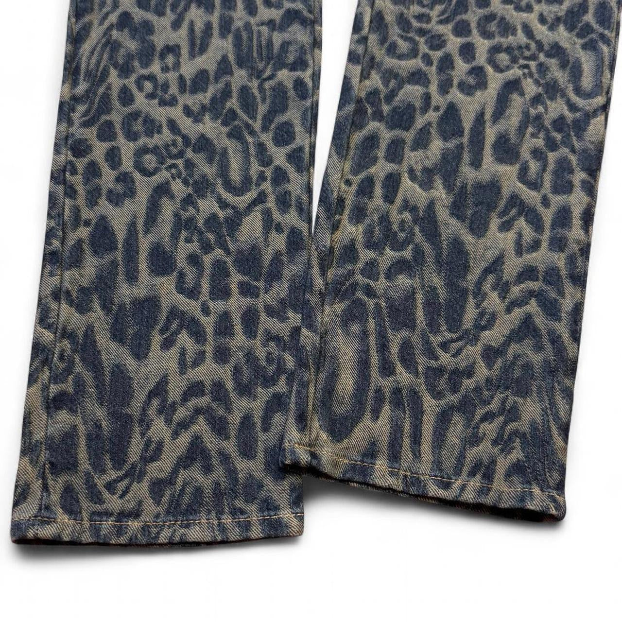 Distorted leopard print jeans