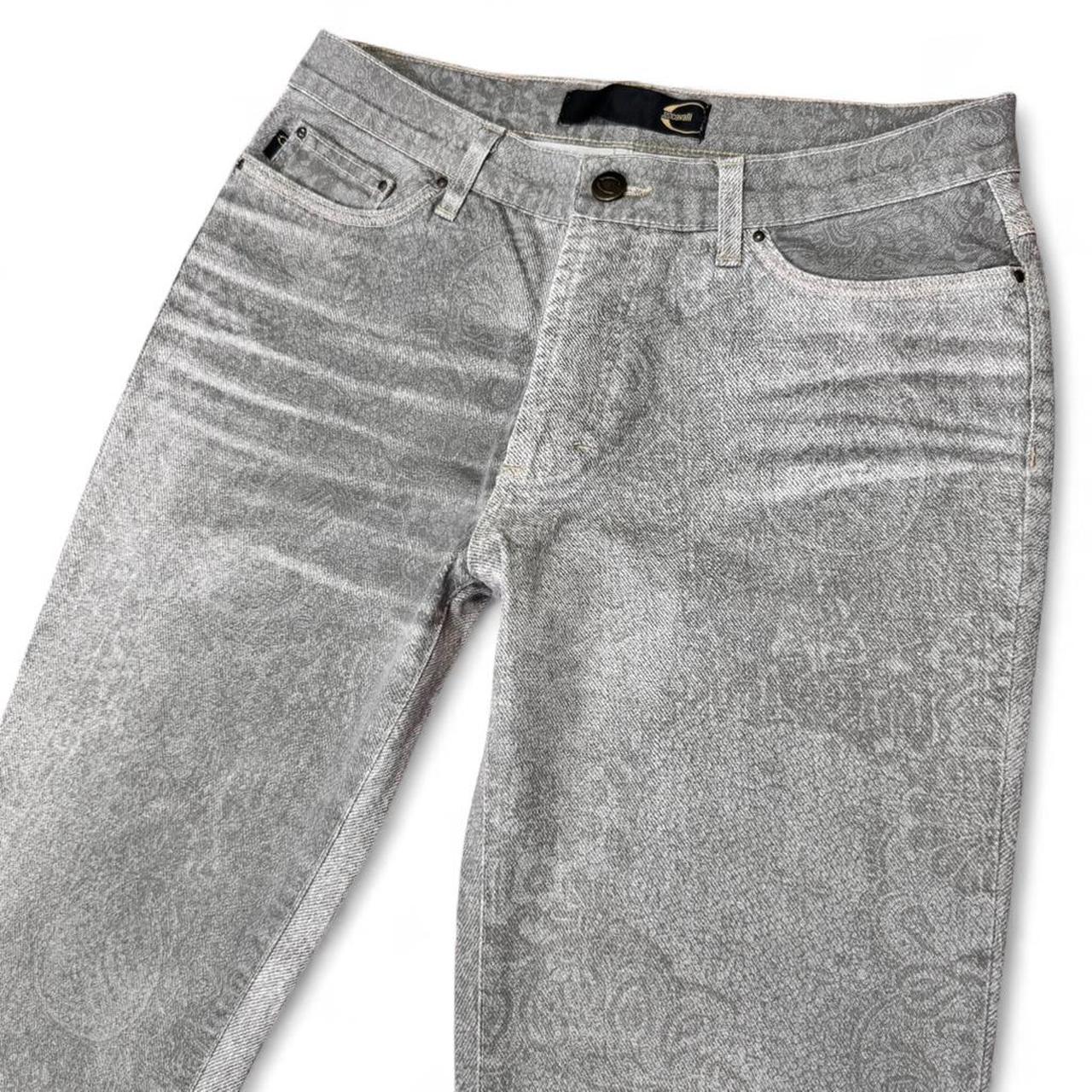 Gray ombré lace print jeans