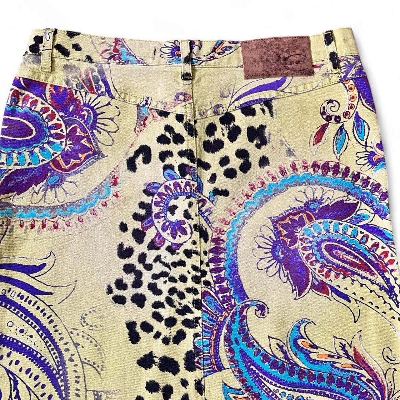 Green paisley and leopard knee-length skirt